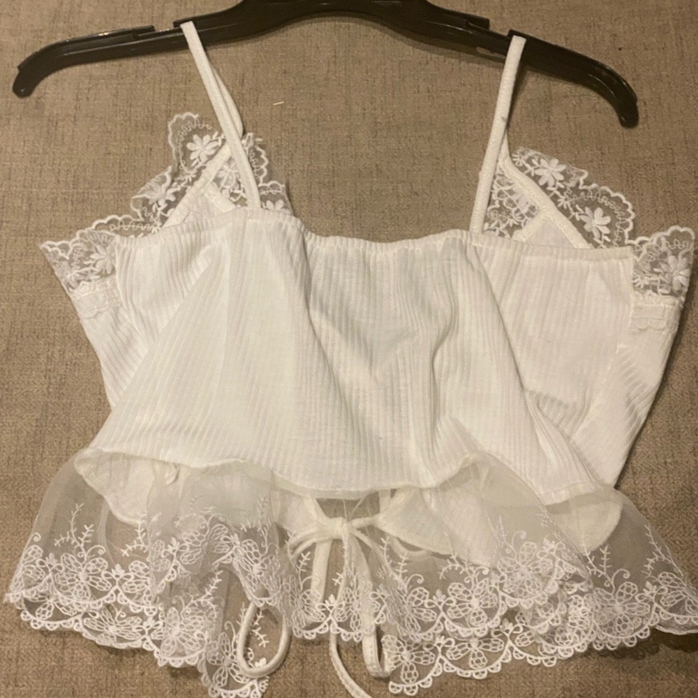 SHEIN Tie Front Ruffled Tank - Picture 2 of 3